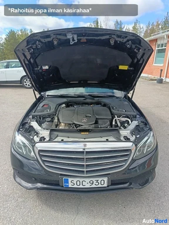 Musta Mercedes-Benz E 200 d 2018, moottoritila, kuva 23