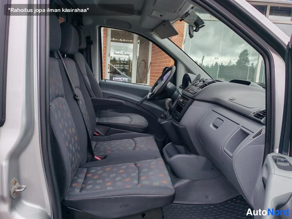 Hopea Mercedes-Benz Vito 120 CDI 2009, ohjaamo, kuva 18