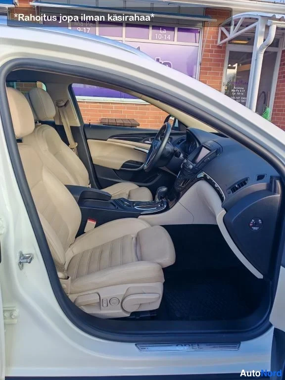 Valkoinen Opel Insignia 2015, etuistuimet, kuva 13