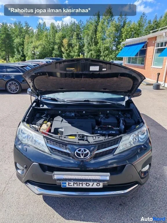 Musta Toyota RAV4 2013, moottoritila, kuva 27