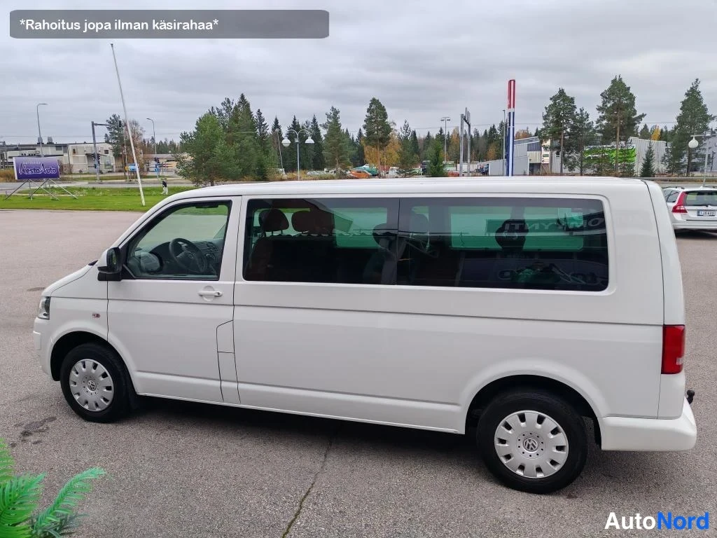 Valkoinen Volkswagen Caravelle 2011, sivulta, kuva 8