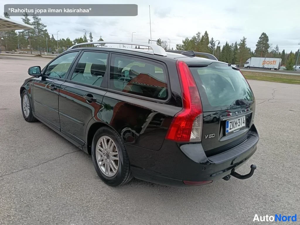Musta Volvo V50 2009, takaviisto, kuva 11
