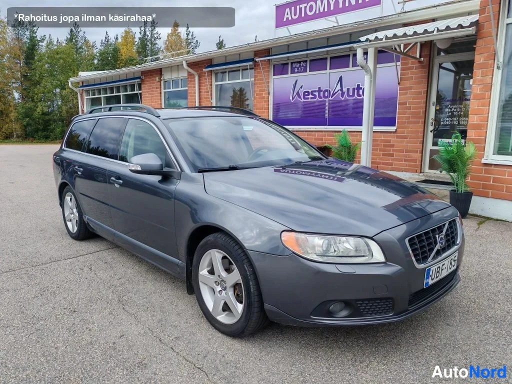 Harmaa Volvo V70 2008, etuviisto, keula vasemmalle, kuva 2