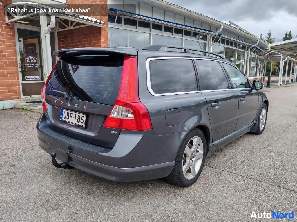Harmaa Volvo V70 2008, takaviisto, kuva 10
