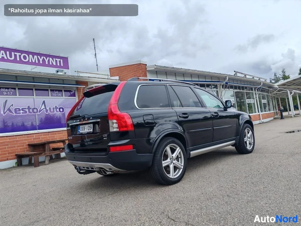 Musta Volvo XC90 2011, takaviisto, kuva 7