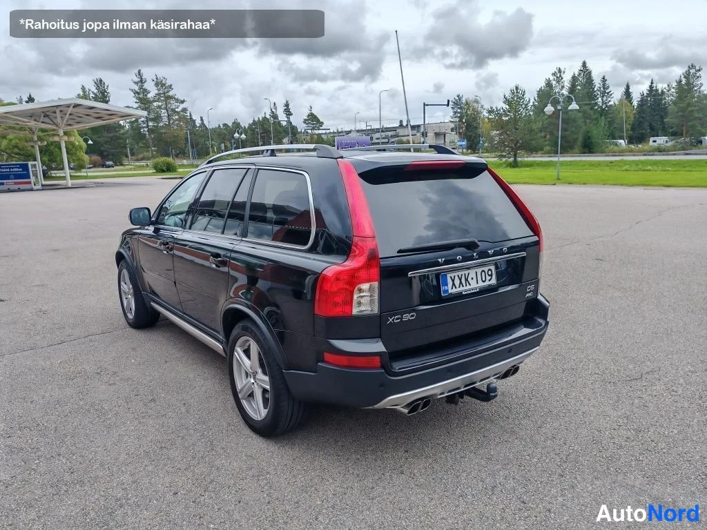 Musta Volvo XC90 2011, takaviisto, kuva 9