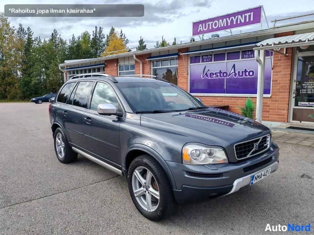 Harmaa Volvo XC90 2008, etuviisto, keula oikealle, kuva 3