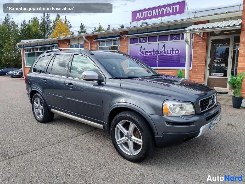 Harmaa Volvo XC90 2008, etuviisto, keula oikealle, kuva 4