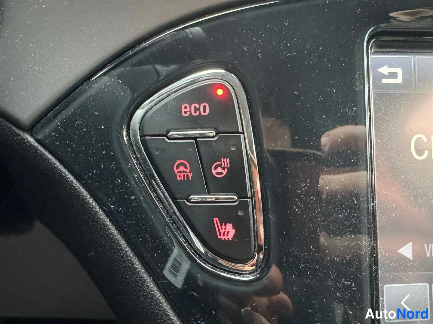 Harmaa Opel Corsa 2015, yksityiskohta, kuva 12