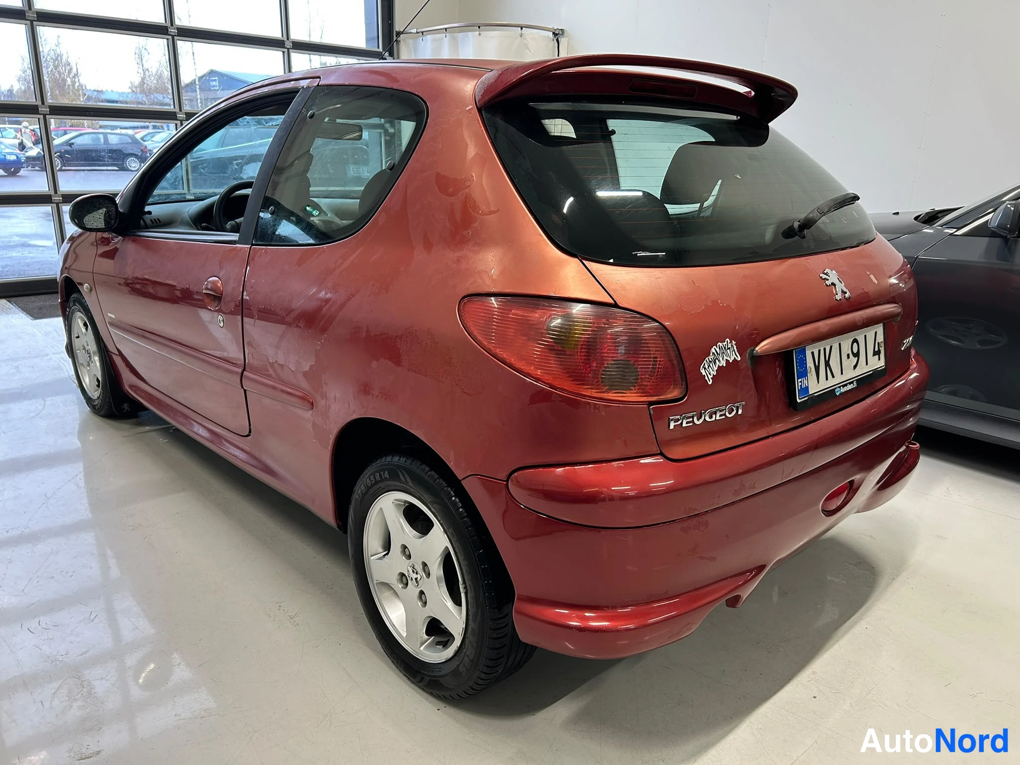 Punainen Peugeot 206 2006, takaviisto, kuva 4