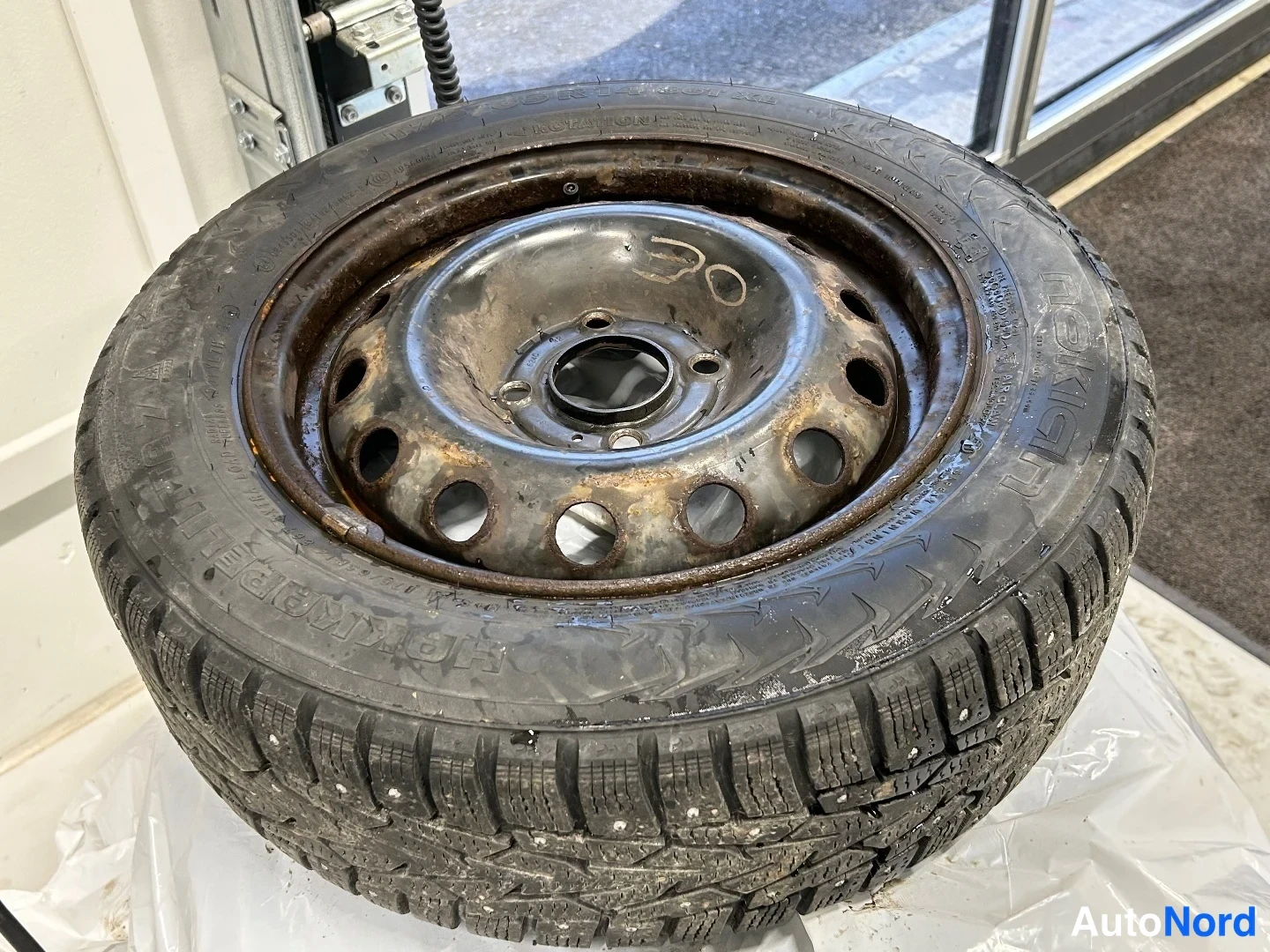 Musta Peugeot 206 2007, yksityiskohta, kuva 14