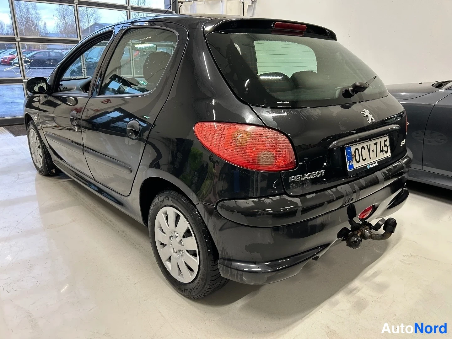 Musta Peugeot 206 2007, takaviisto, kuva 5