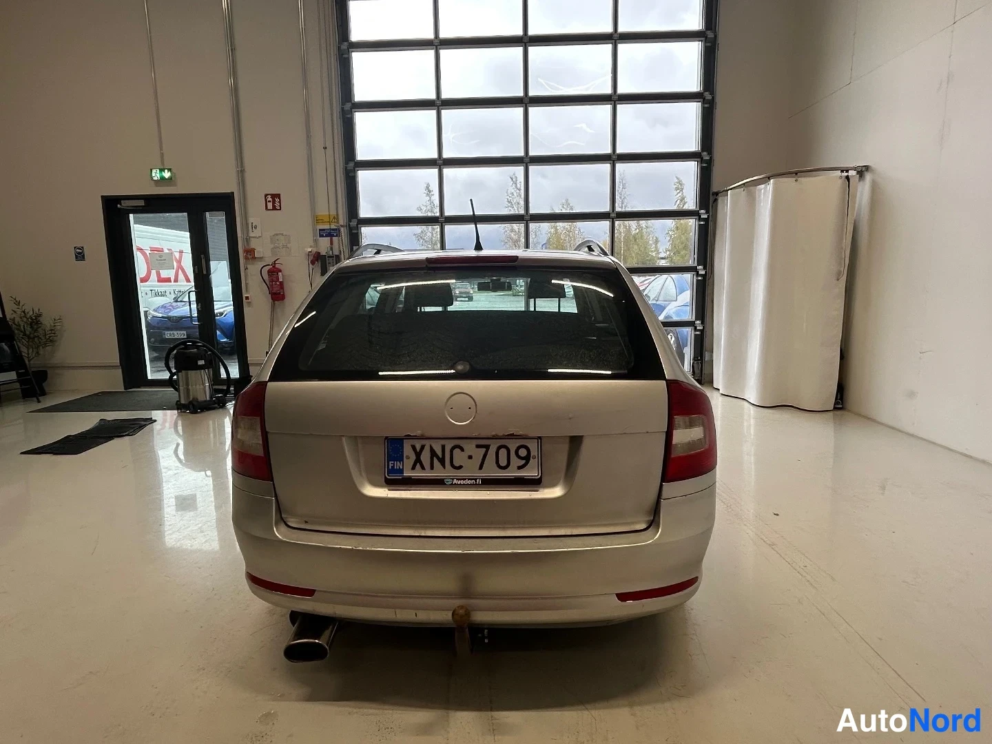 Hopea Skoda Octavia 2013, takaa, kuva 7