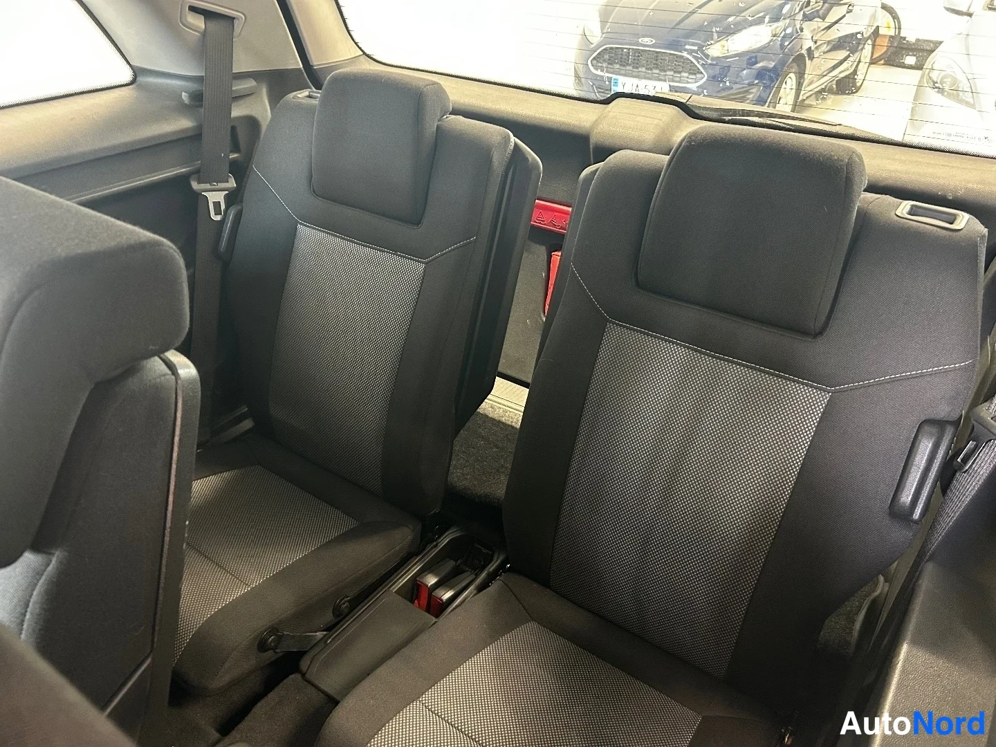 Hopea Opel Zafira 2010, takaistuimet, kuva 13