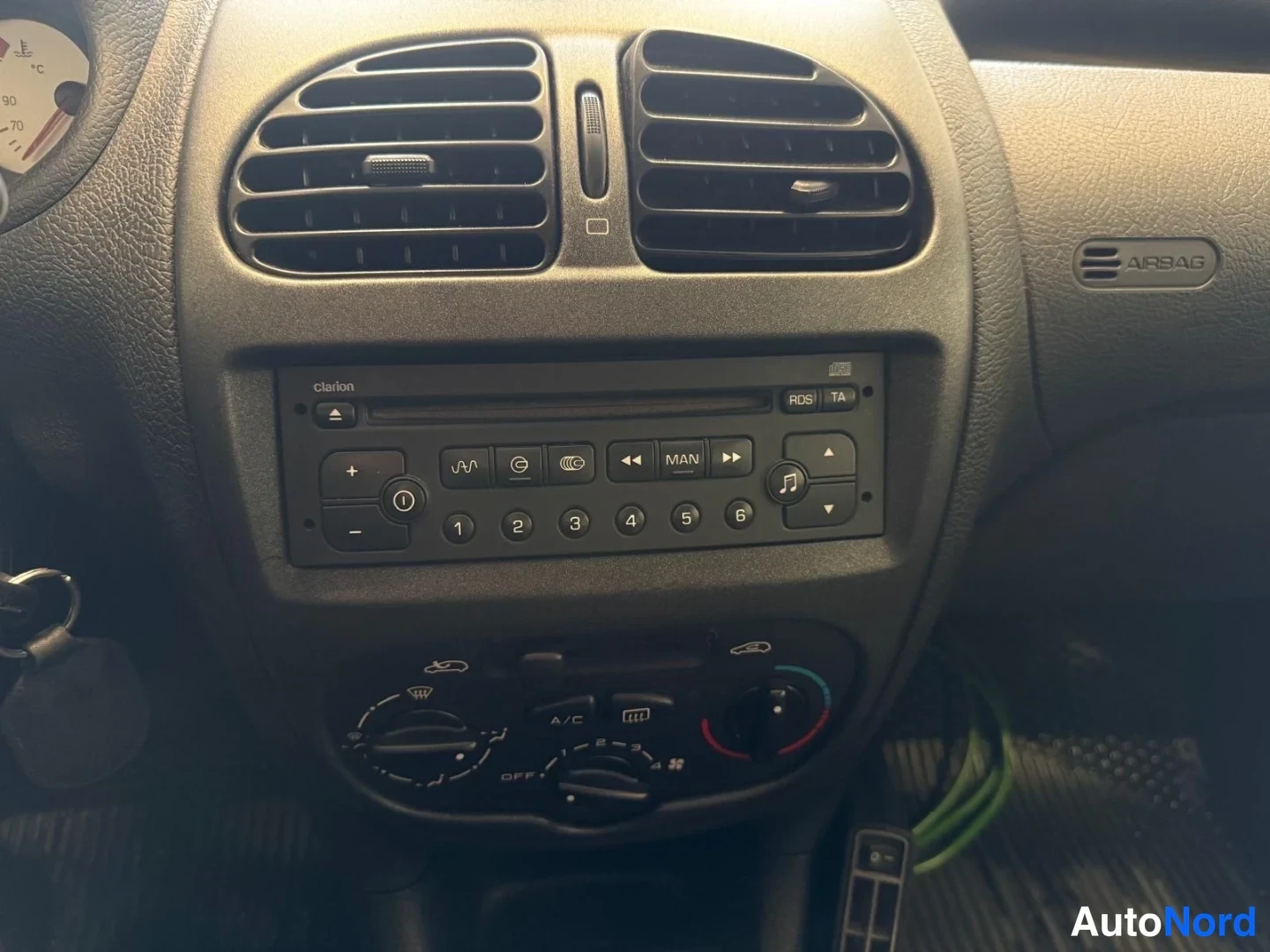 Hopea Peugeot 206 2005, yksityiskohta, kuva 14