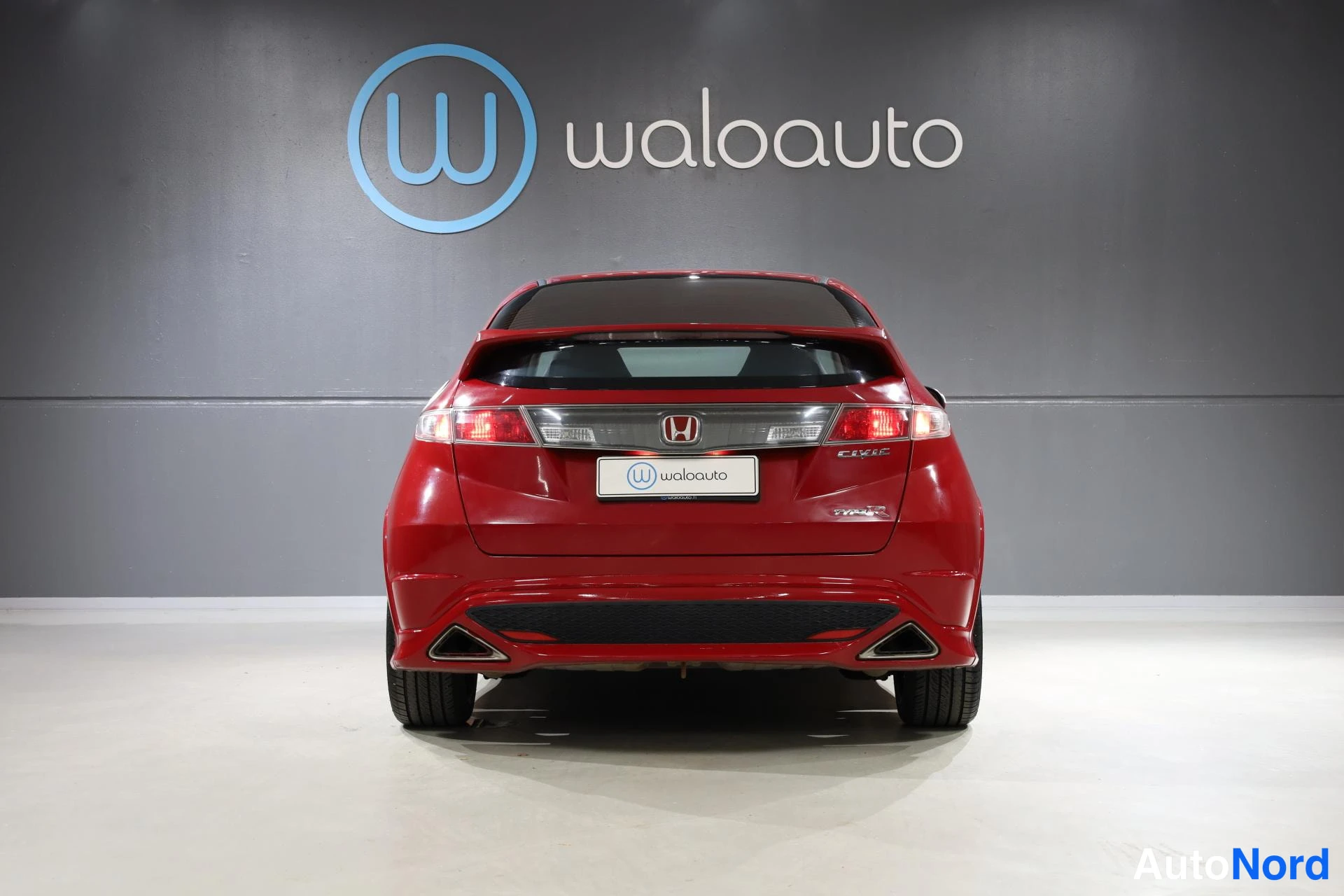 Punainen Honda Civic 2009, takaa, kuva 8
