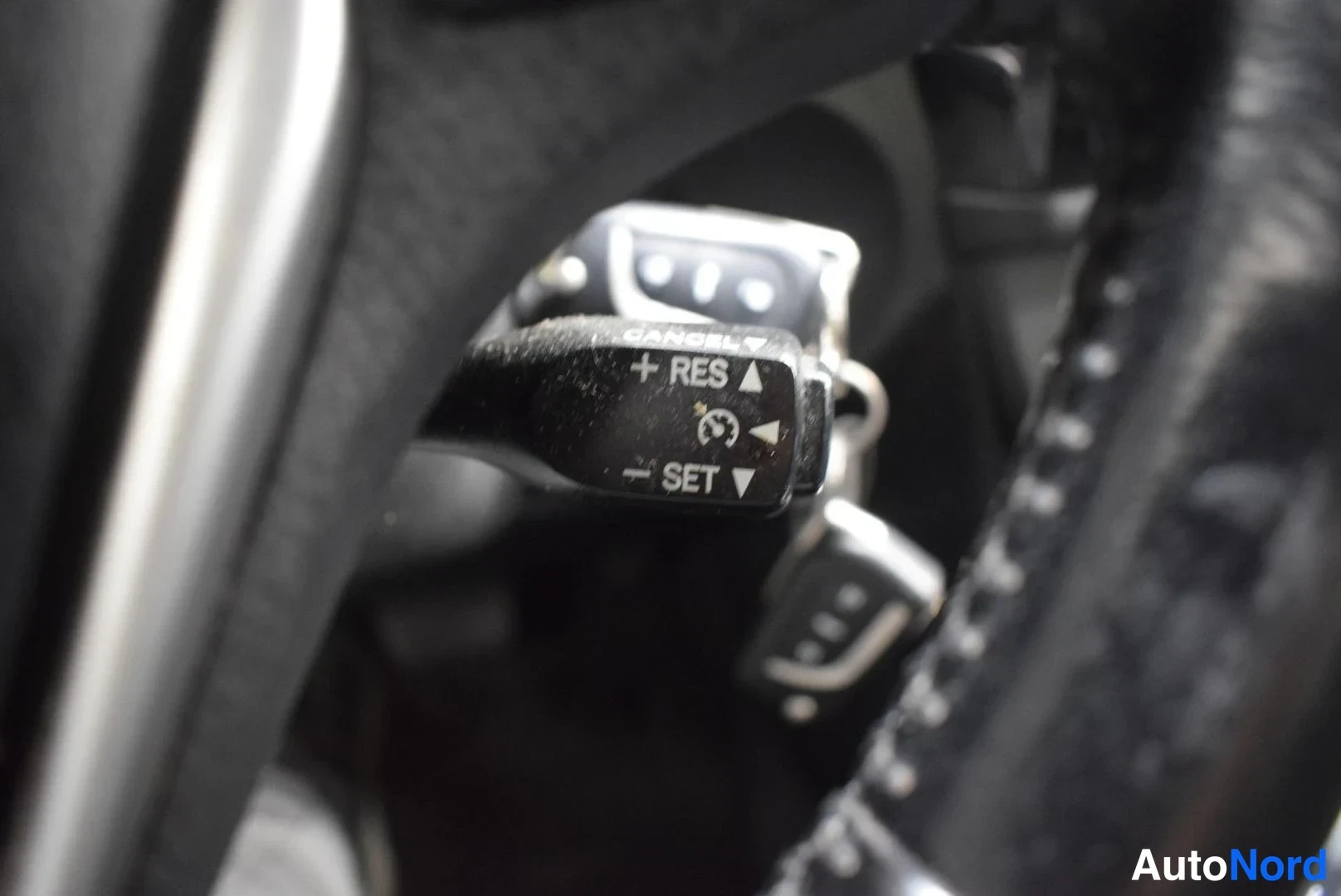 Sininen Toyota Corolla 2014, yksityiskohta, kuva 20