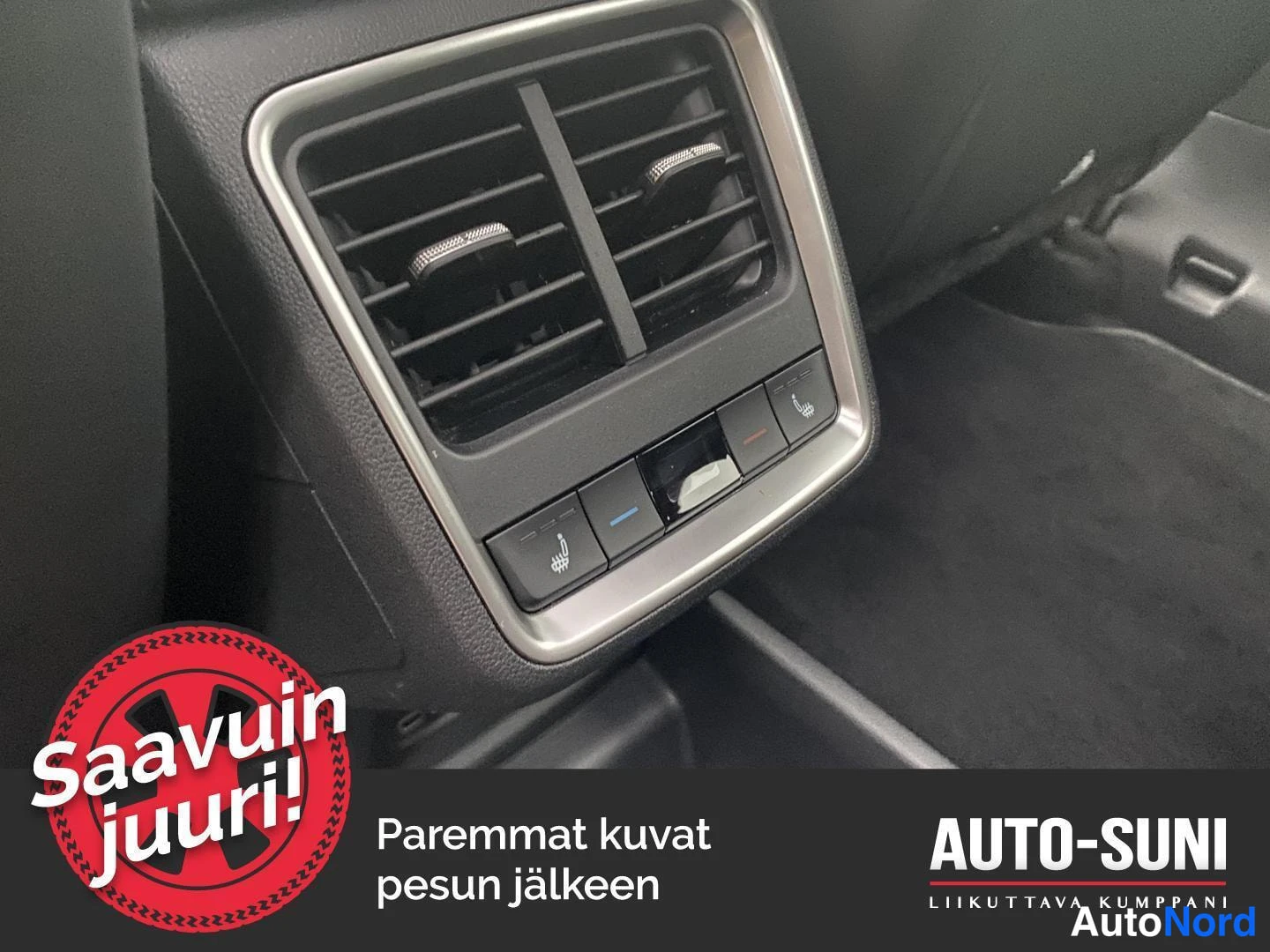 Punainen Skoda Enyaq 2026, yksityiskohta, kuva 13