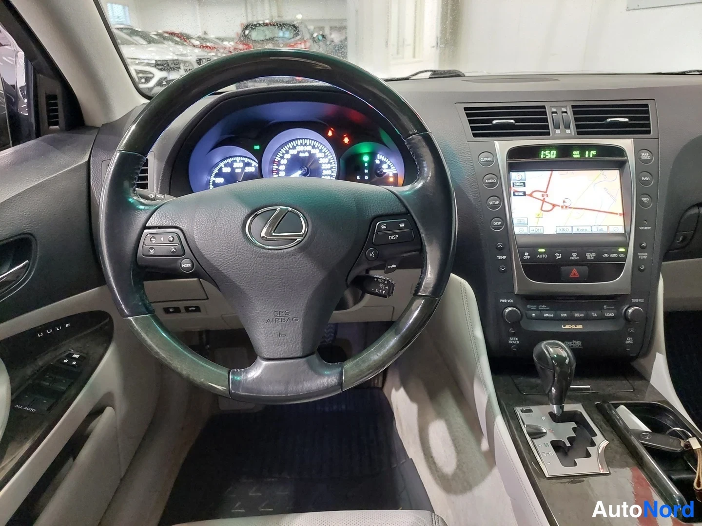 Harmaa Lexus GS 450h 2010, ohjaamo, kuva 11