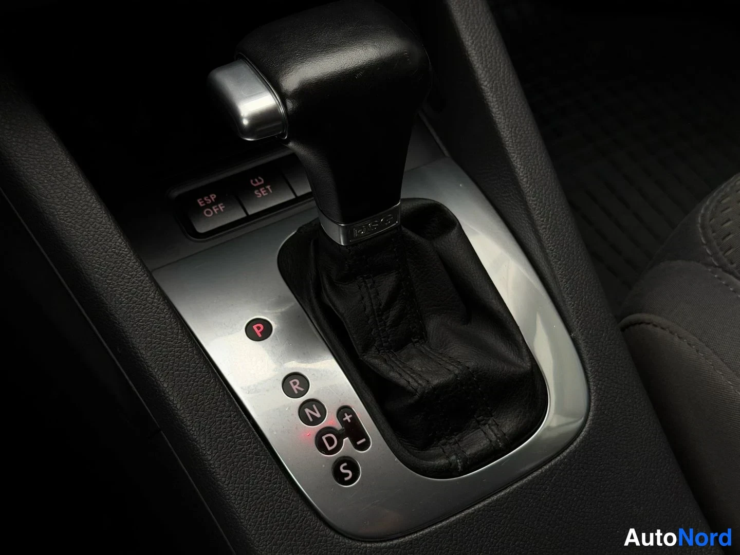Silver Volkswagen Golf Variant 2008, detalj, bild 12