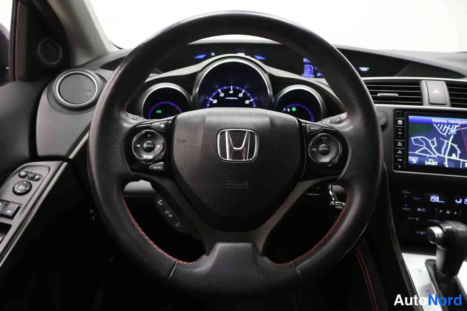 Blue Honda Civic Tourer 2017, cockpit, photo 8