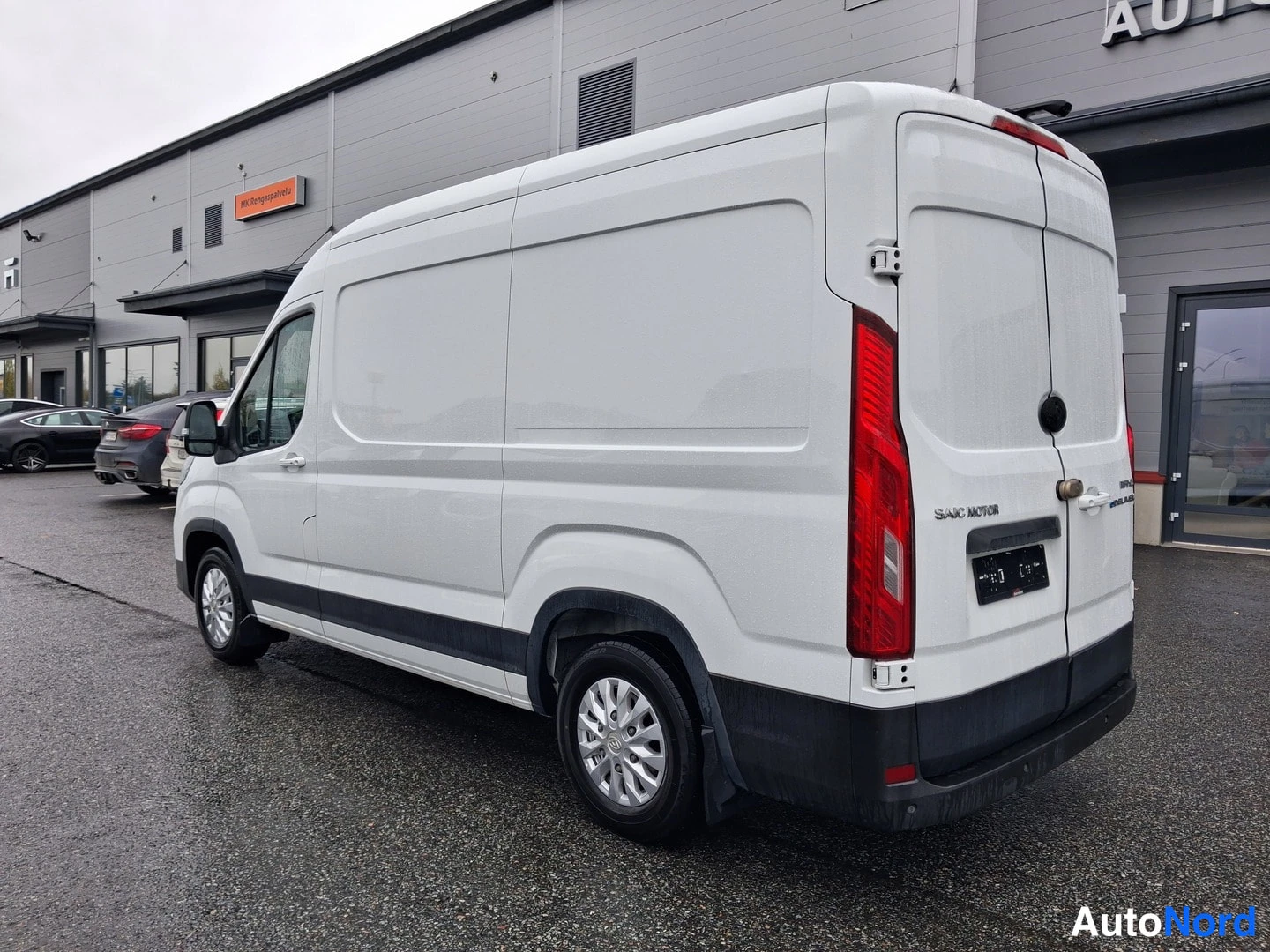 Valkoinen Maxus DELIVER 9 2023, takaviisto, kuva 3