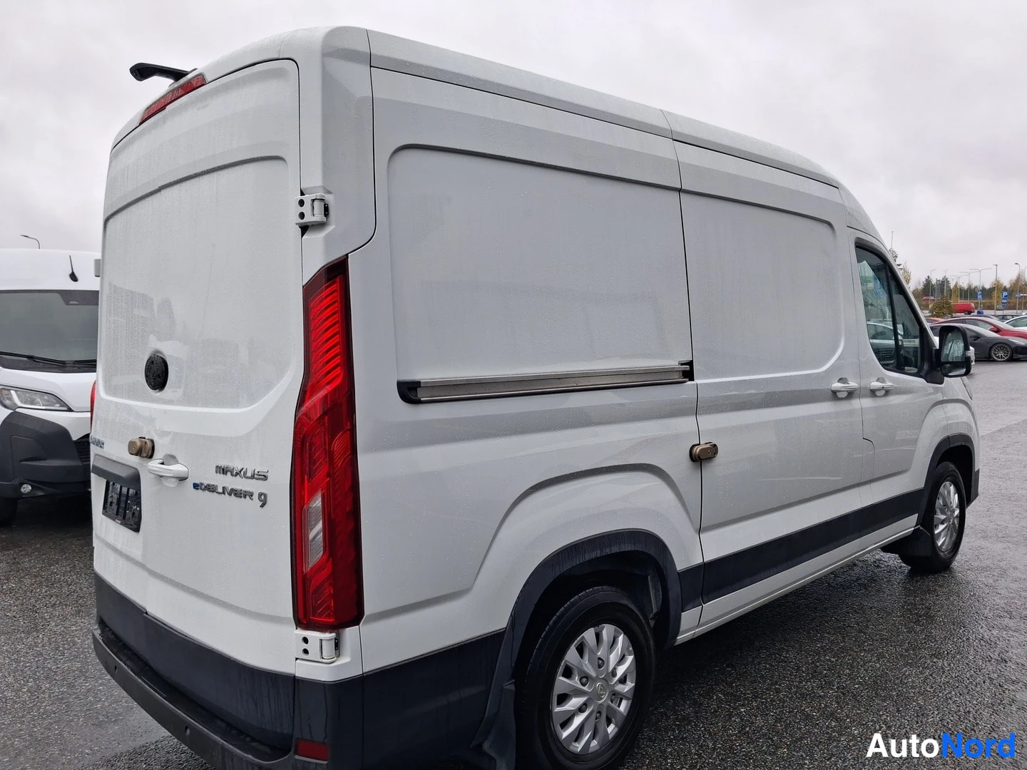 Valkoinen Maxus DELIVER 9 2023, takaviisto, kuva 4