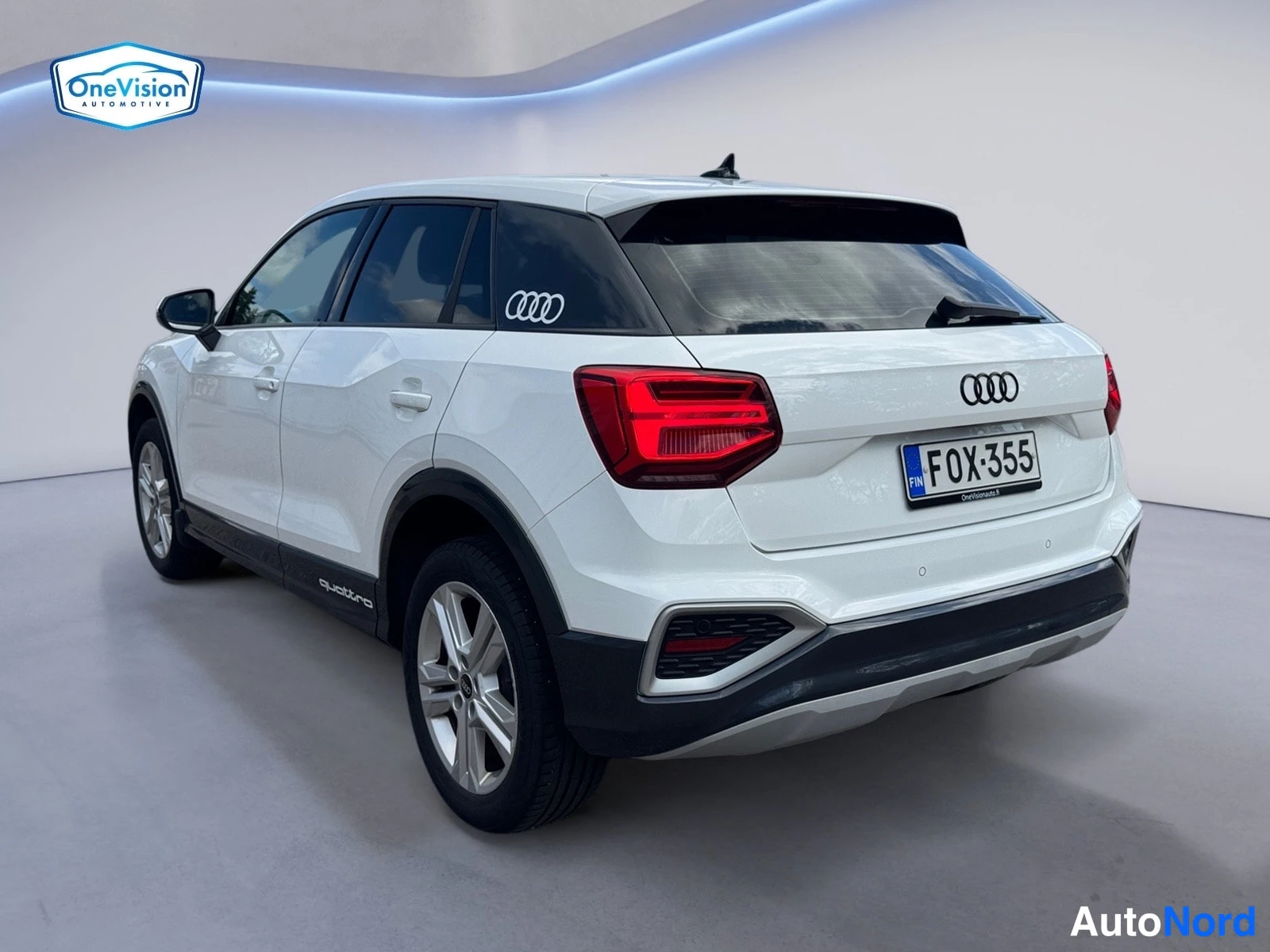 Valkoinen Audi Q2 2022, takaviisto, kuva 6