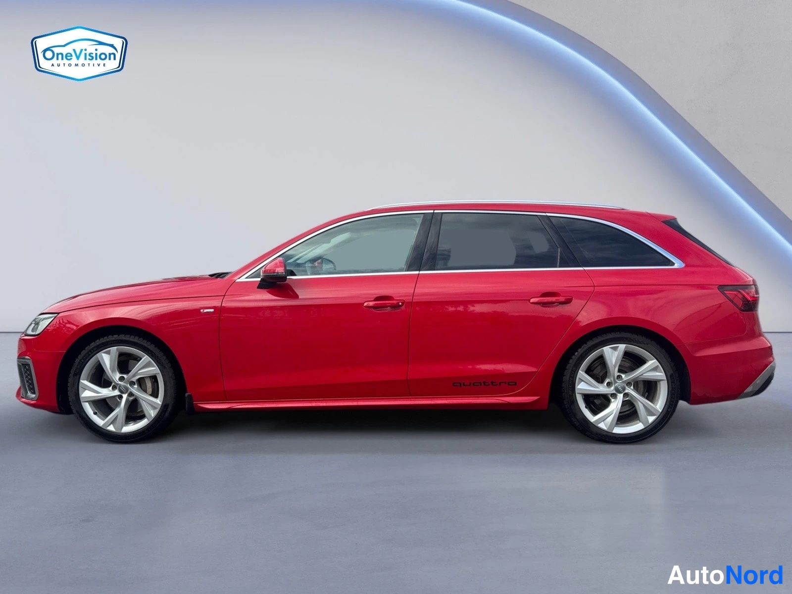 Punainen Audi A4 2020, sivulta, kuva 5