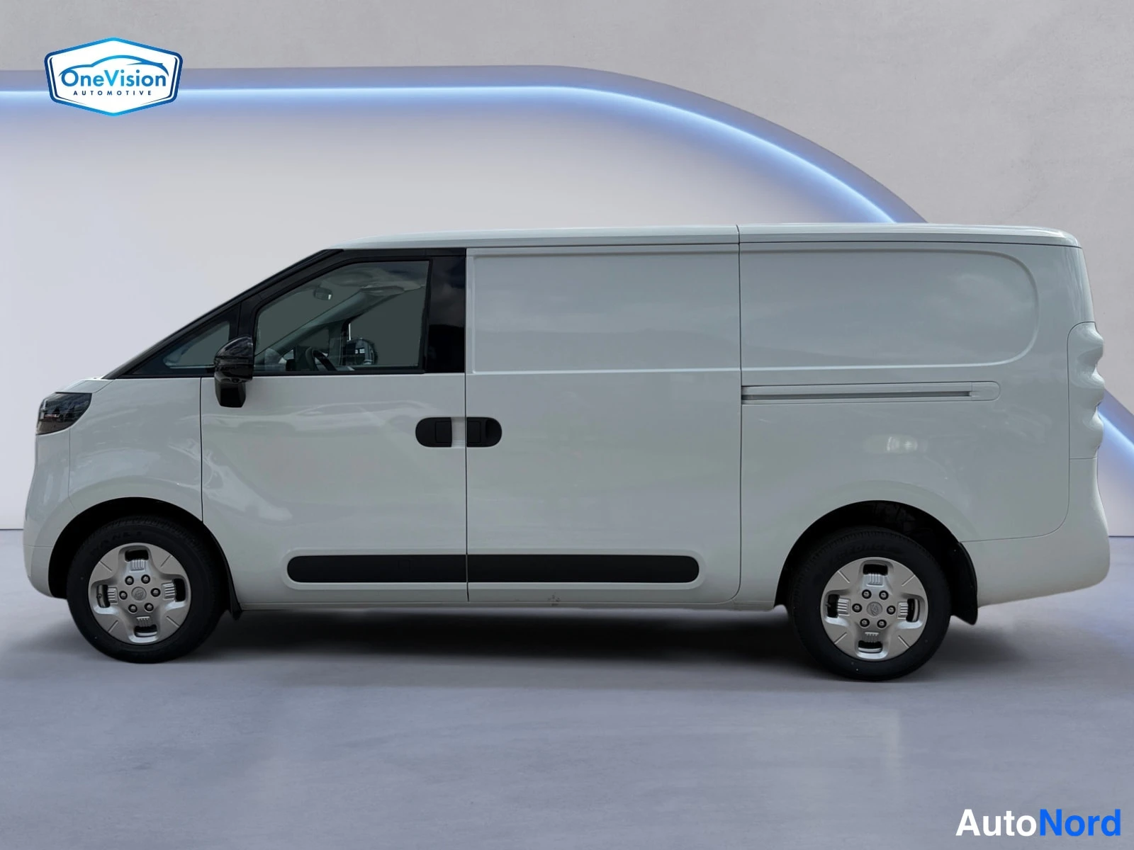 Valkoinen Maxus e-Deliver 5 2026, sivulta, kuva 5