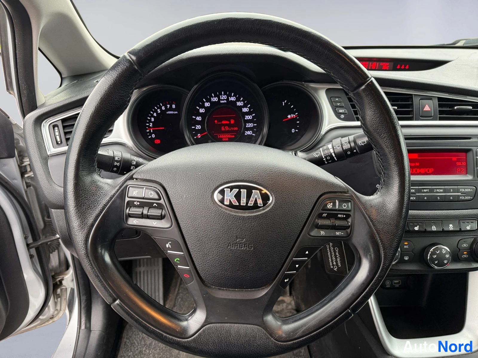 Hopea Kia cee´d 2018, yksityiskohta, kuva 15