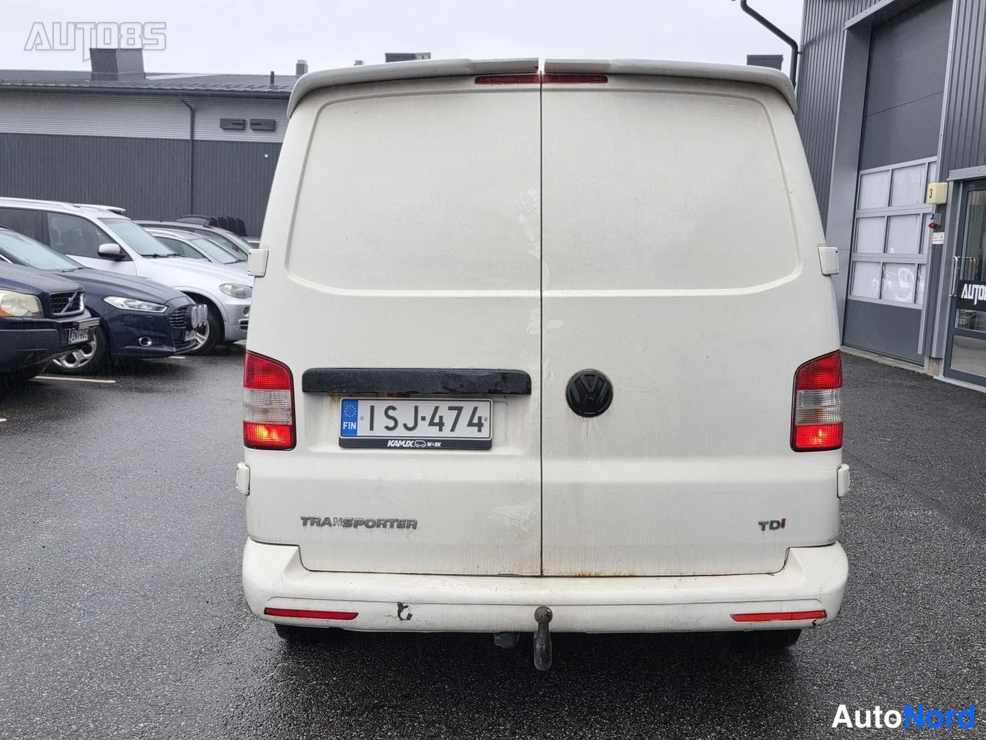 Valkoinen Volkswagen Transporter 2014, takaa, kuva 8