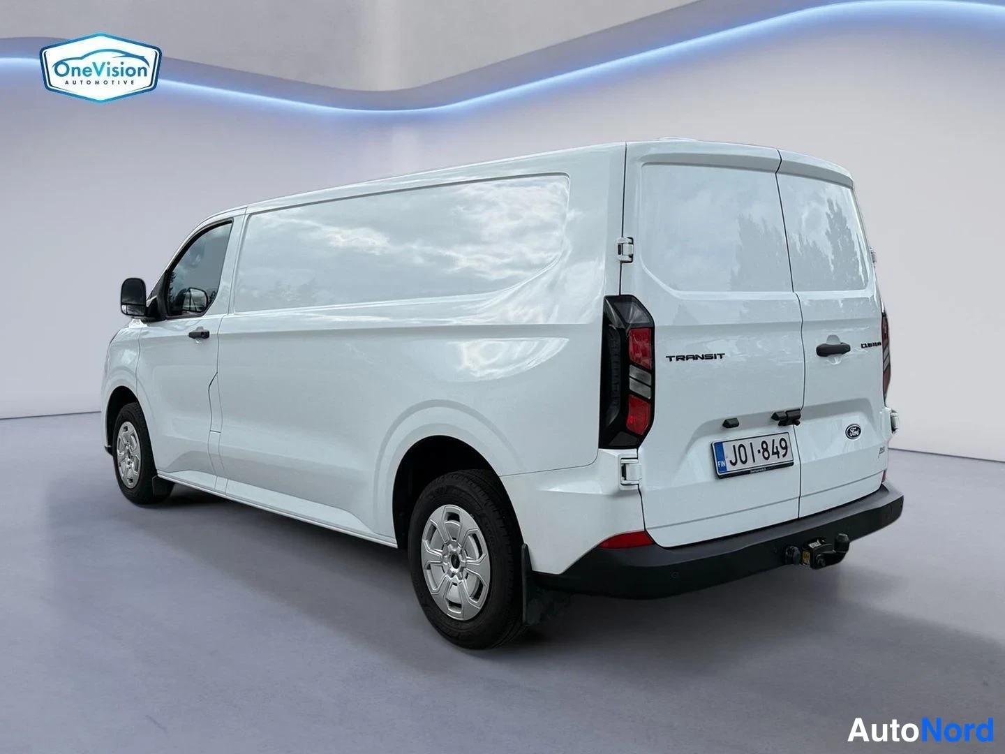 Valkoinen Ford Transit Custom 2026, takaviisto, kuva 7