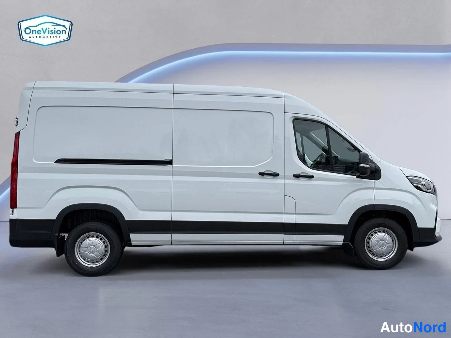 Valkoinen Maxus Deliver 9 2026, sivulta, kuva 4