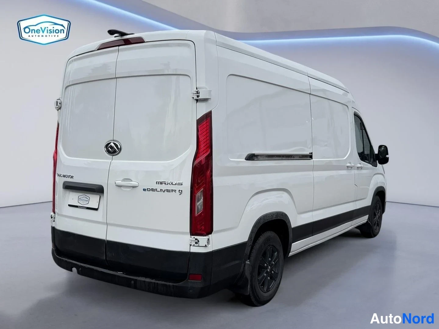 Valkoinen Maxus Deliver 9 2022, takaviisto, kuva 7