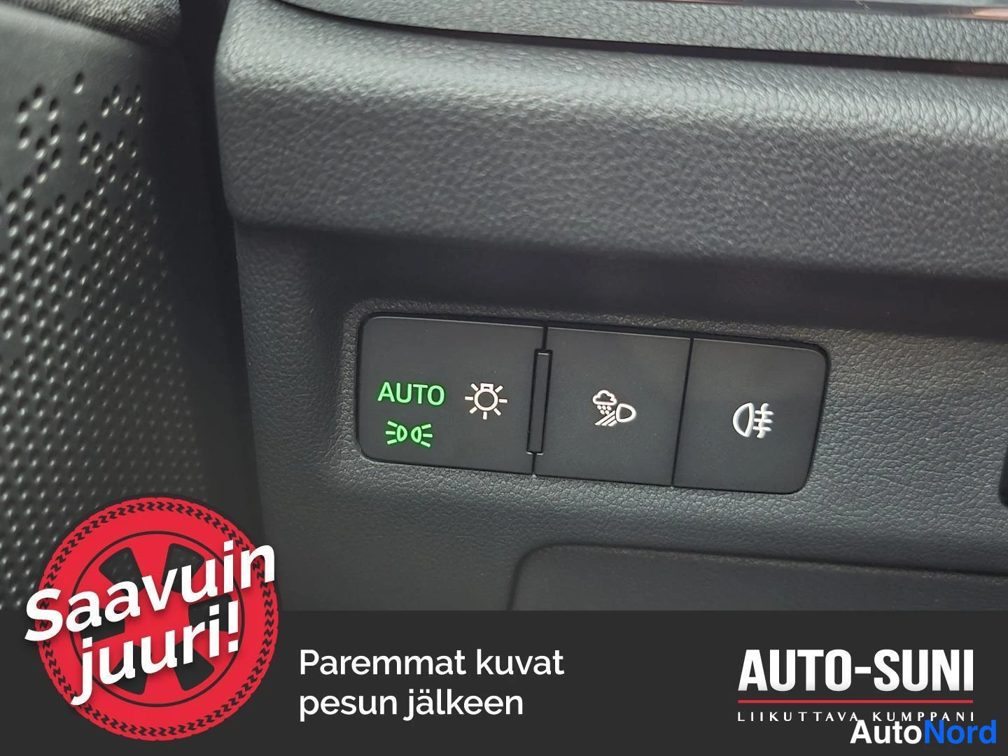 Grey Skoda Enyaq 2024, detail, photo 13