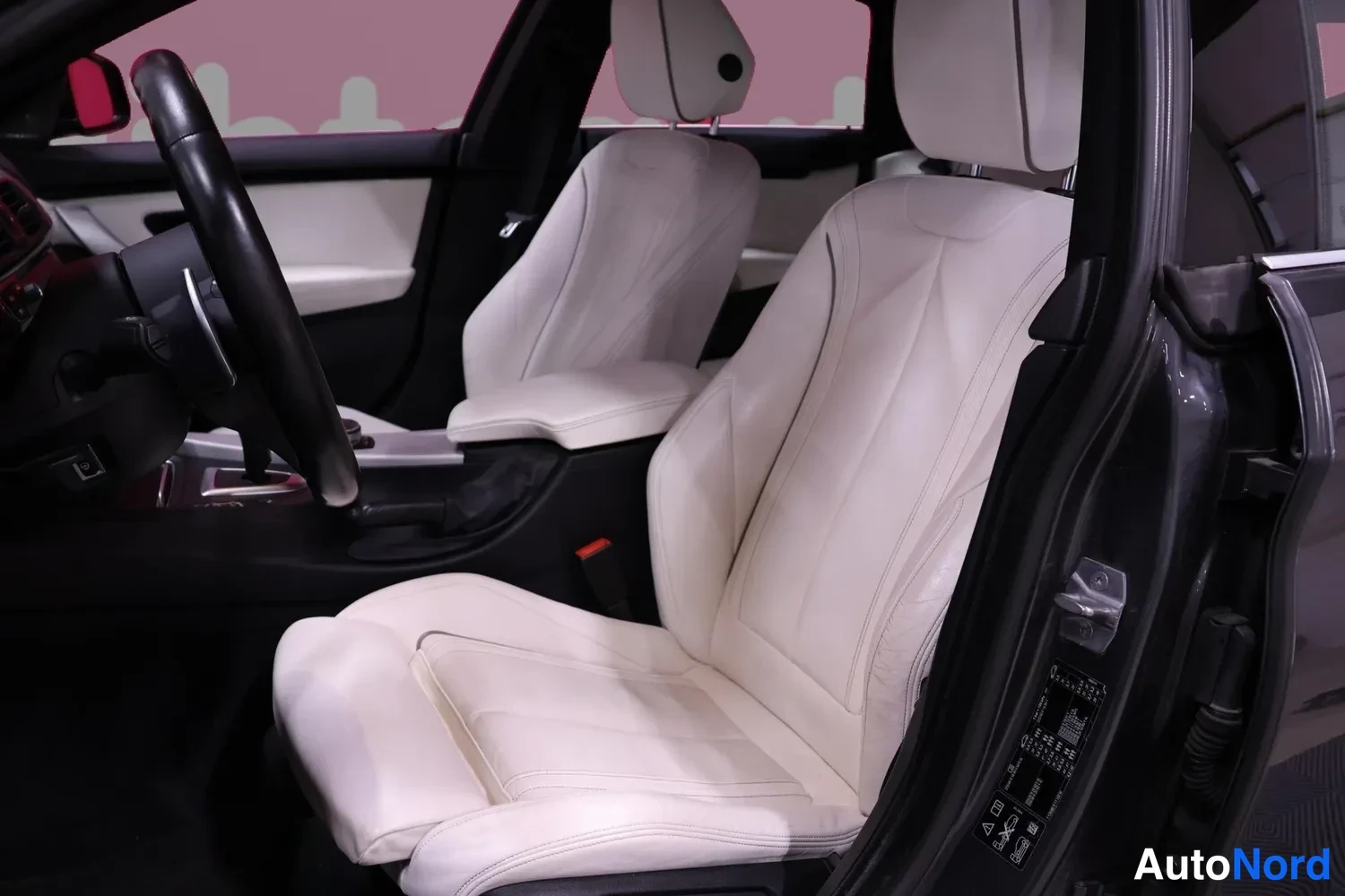 Harmaa BMW 440i xDrive 2019, etuistuimet, kuva 10